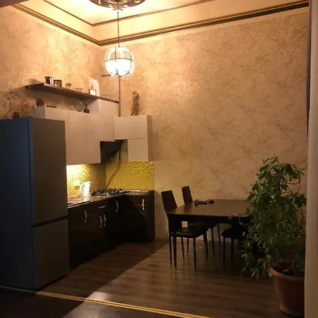 On Arnautskaya 32 Odesa